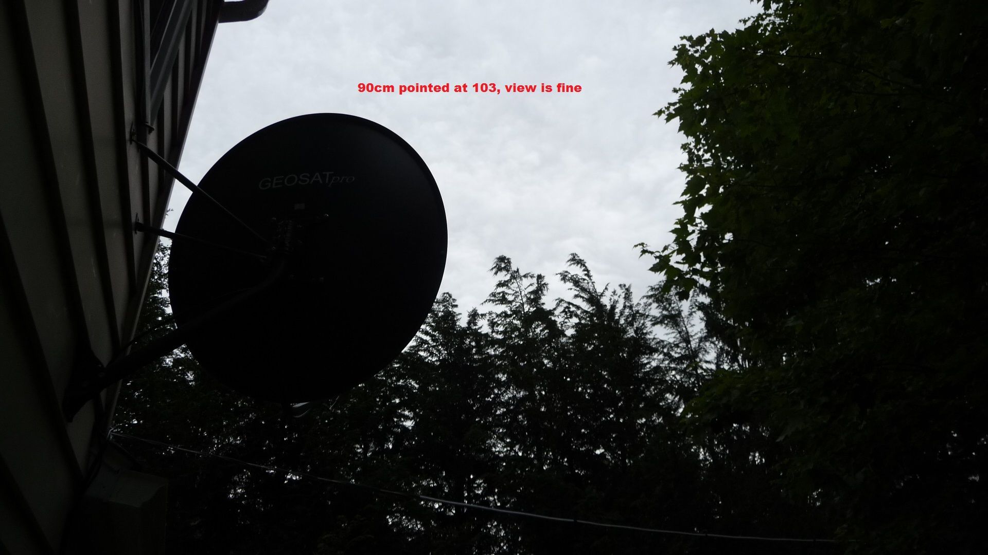 103 fixed Ku on back of house..JPG