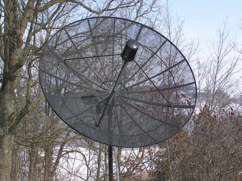 Chad's Sat Dish 4.JPG