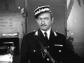 Claude+Rains+-+casablanca145.jpg