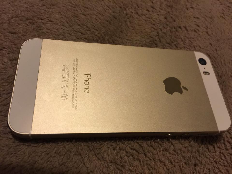 iphone 1.jpg