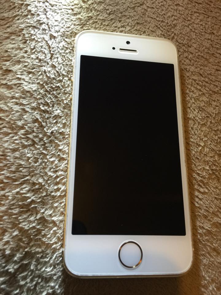 iphone 2.jpg