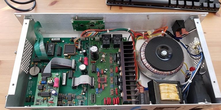 RC1500_innards_smaller2.jpg