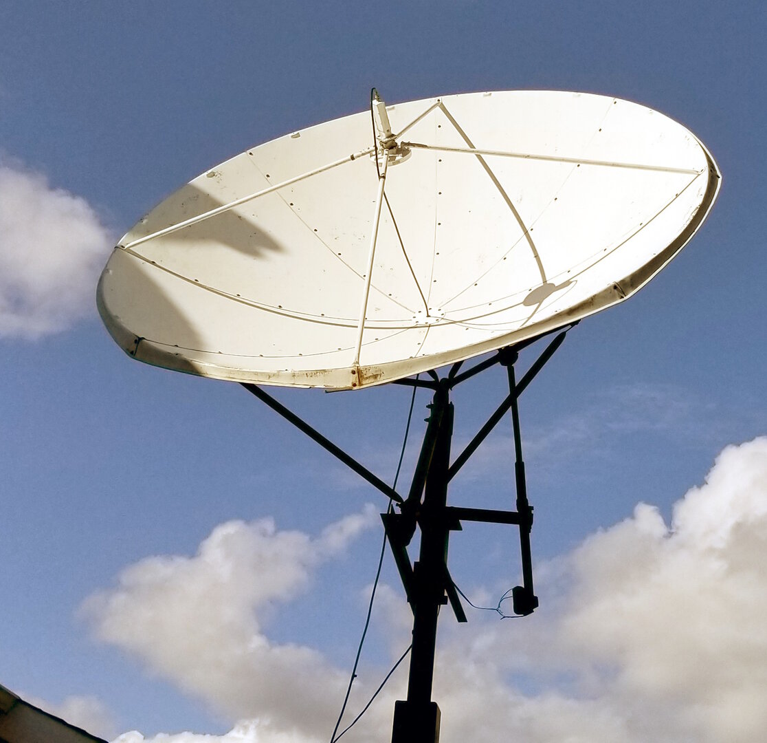 Sat Dish_1.jpg