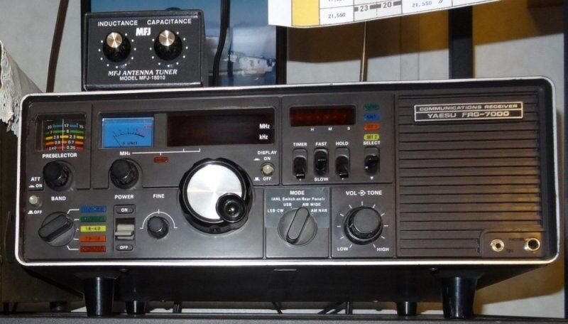 FRG-7000-8s.jpg FRG-7000-8s.jpg