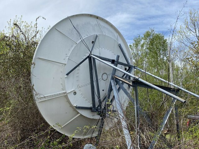 14ft Dishes_1.jpg 14ft Dishes_1.jpg