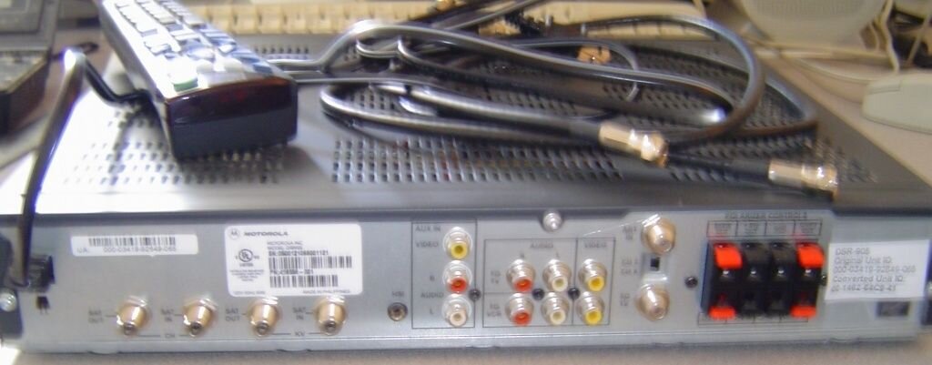 dsr-905-rear.jpg