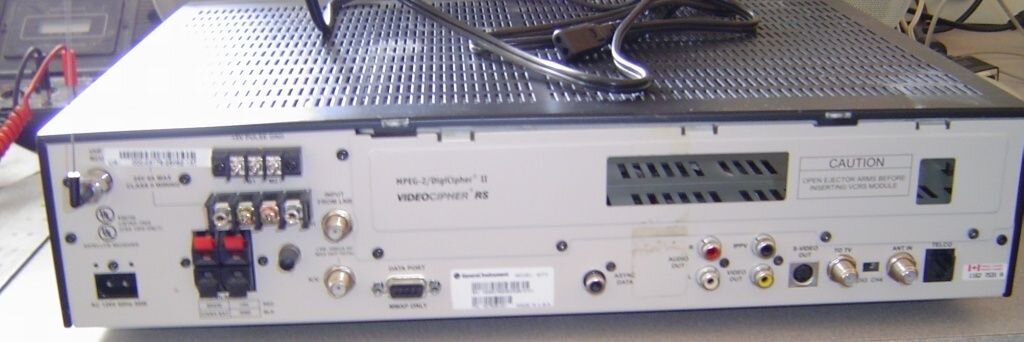 dsr-920-rear.jpg