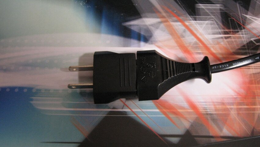 europlug in too far.jpg