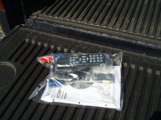 HC3800 Accessories a.JPG