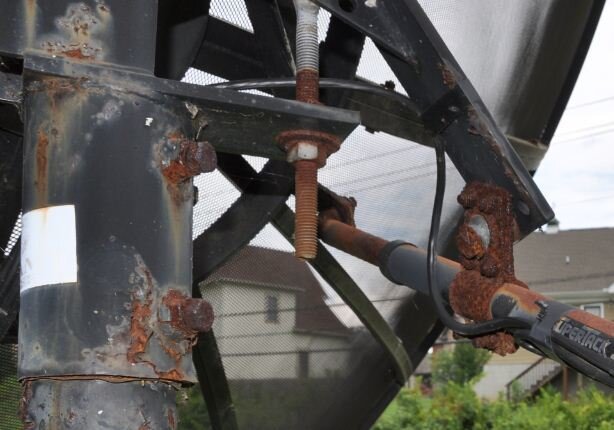 Rusty2.JPG Rusty2.JPG