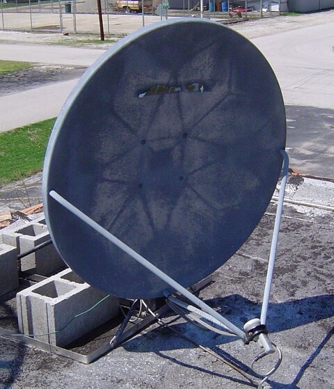 1m-hispasat.jpg 1m-hispasat.jpg