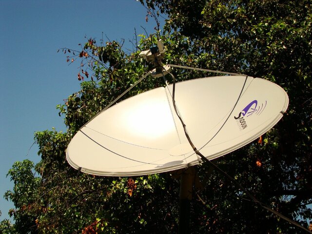 6' dish.JPG 6' dish.JPG