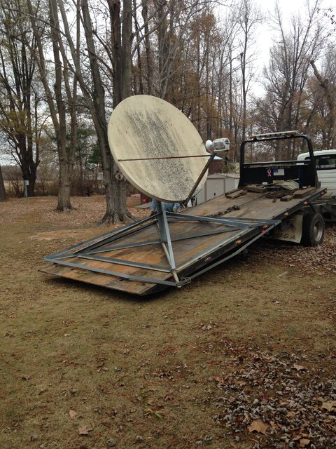 1.8 m dish 014.JPG